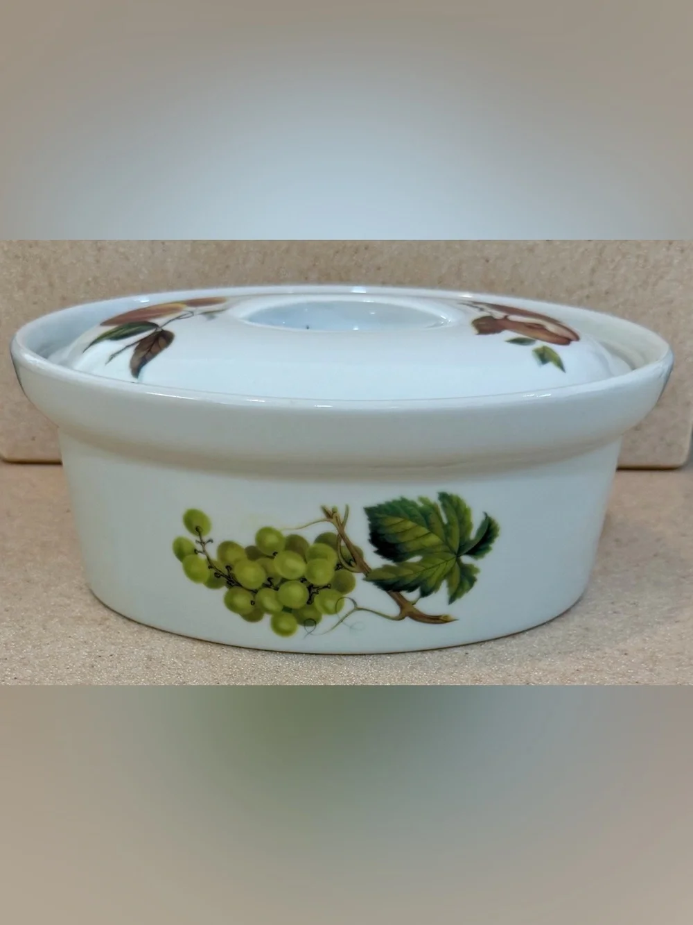 BIA Cordon Bleu Covered Casserole Catherine Fruits